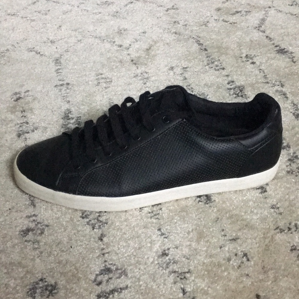 Zara Men's sneakers
